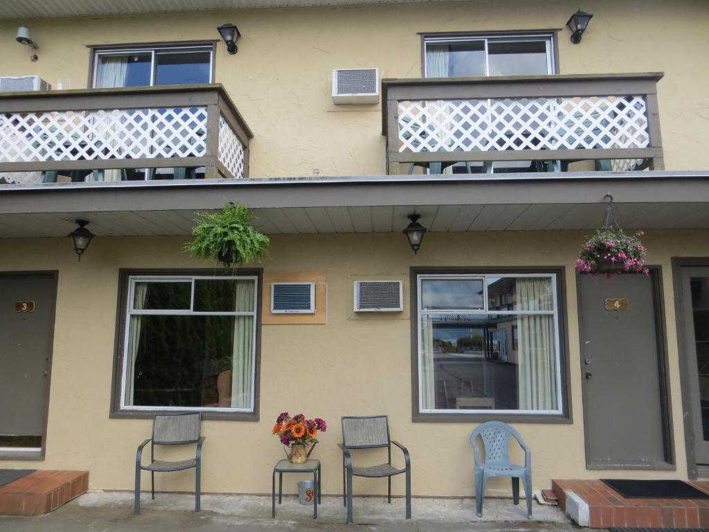Harrison Village Motel 해리스핫스프링스 외부 사진